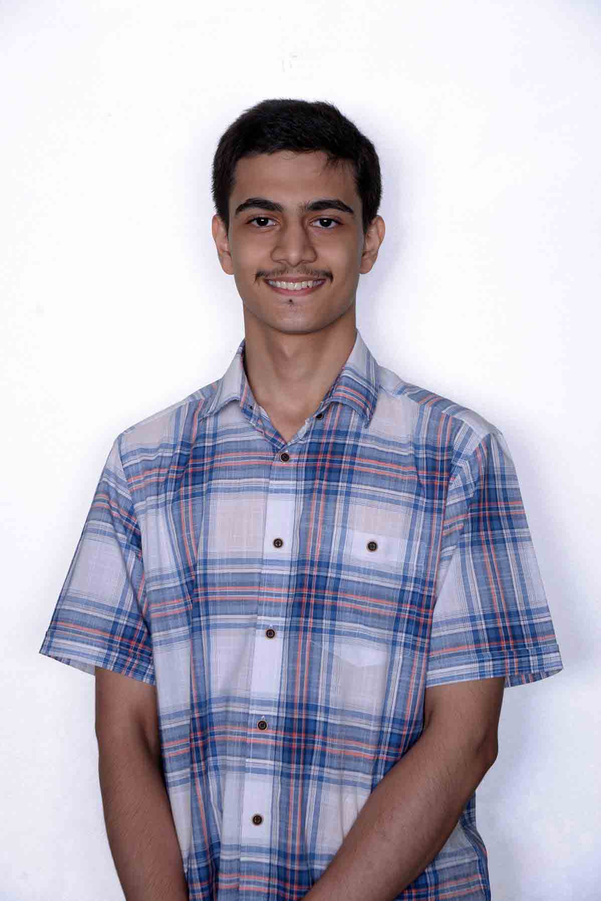 صدرا بهروزیه، رتبهی 6 تجربی منطقهی 1 از تبریز صدرا بهروزیه، رتبهی 6 تجربی منطقهی 1 از تبریز