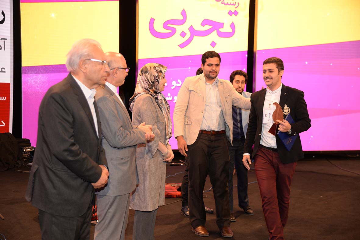 گفت‌وگو با پدر و مادر امیررضا براتی، رتبه‌ی 1 تجربی کشور