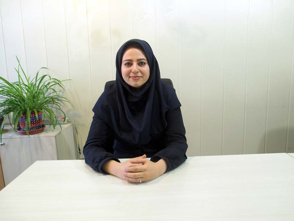 گفت‌وگو با نفیسه رحمانی، معلم فارسی دبستان سرای دانش