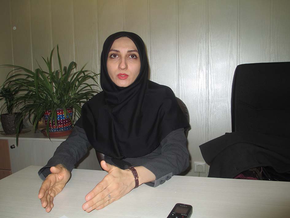 مهرانگیز لطفی، آموزگار دبستان سرای دانش 