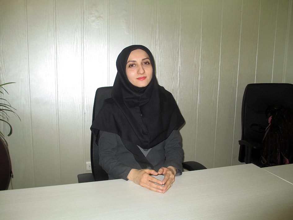 مهرانگیز لطفی، آموزگار دبستان سرای دانش 