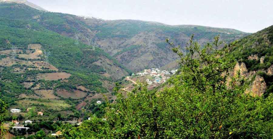 به شهر ما بیایید - آلاشت؛ گشت‌وگذار در میان ابرها