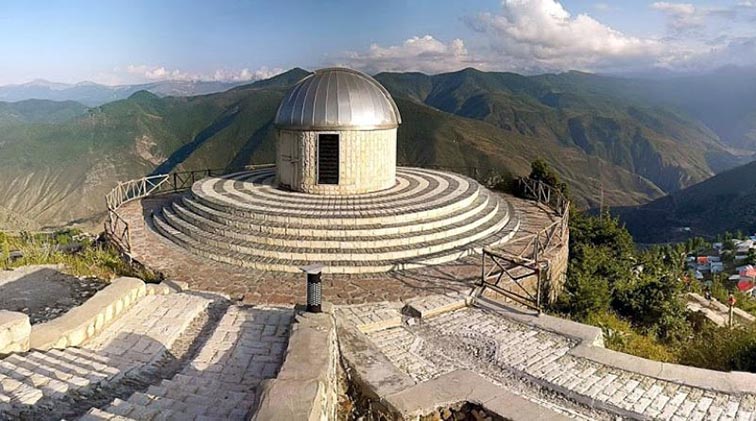 به شهر ما بیایید - آلاشت؛ گشت‌وگذار در میان ابرها