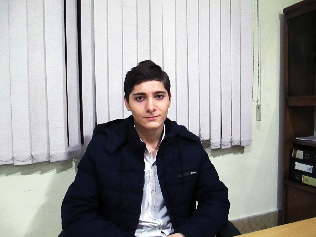 حسین بصیر، رتبه‌ی ۳ ریاضی منطقه‌ی ۳ در سال ۹۶