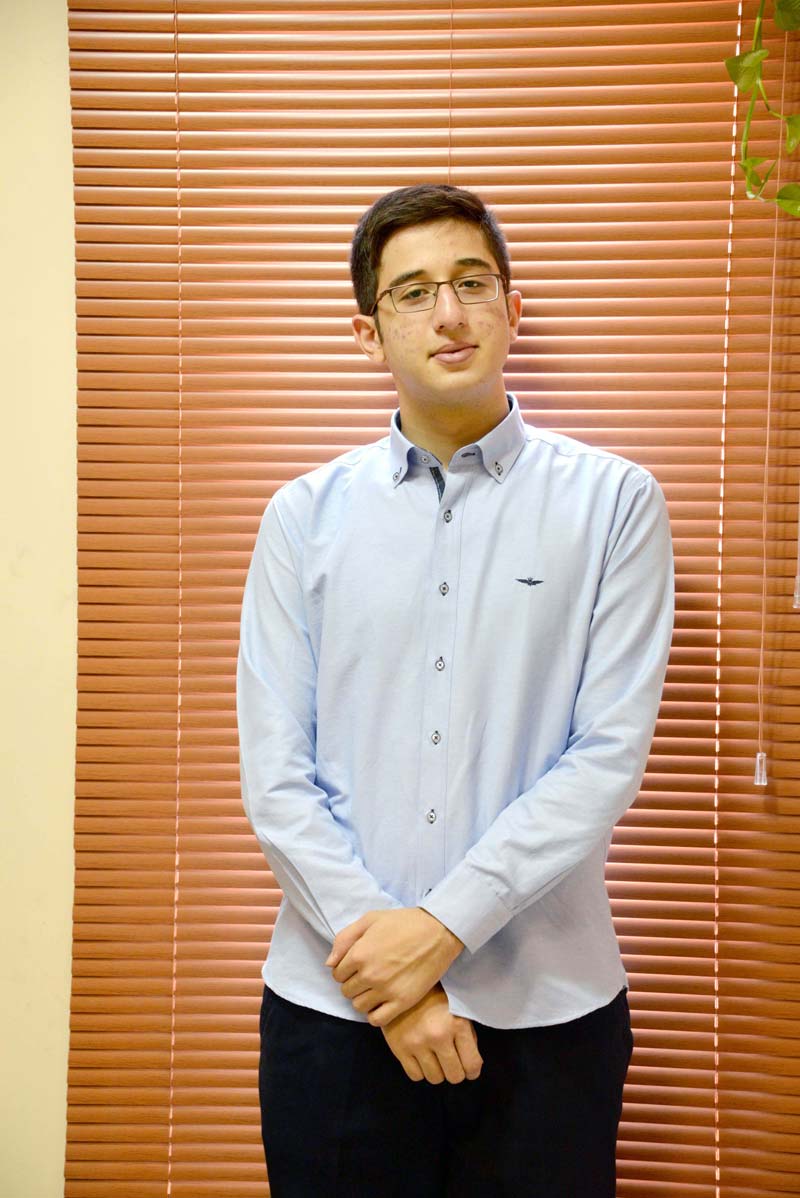 کوشا جافریان، رتبه‌ی ۳ ریاضی کشور در سال ۹۵