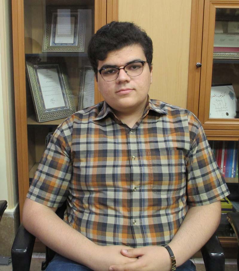 امین مقراضی، رتبهی ۴ ریاضی منطقهی ۳، مهندسی کامپیوتر دانشگاه صنعتیشریف امین مقراضی، رتبهی ۴ ریاضی منطقهی ۳، مهندسی کامپیوتر دانشگاه صنعتیشریف