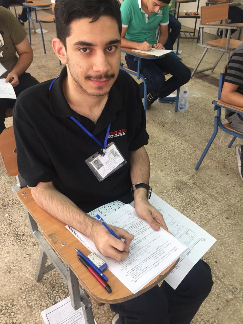 آرین واقفی، دوازدهم تجربی از شیراز آرین واقفی، دوازدهم تجربی از شیراز