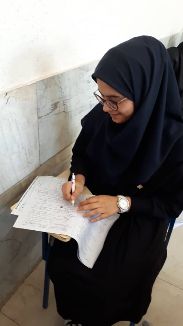 زهرا امینی، دوازدهم تجربی از نجفآباد زهرا امینی، دوازدهم تجربی از نجفآباد