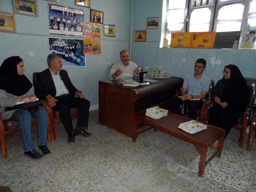 قصه‌‌ی هانیه و کتابهایش در سیل نورآباد