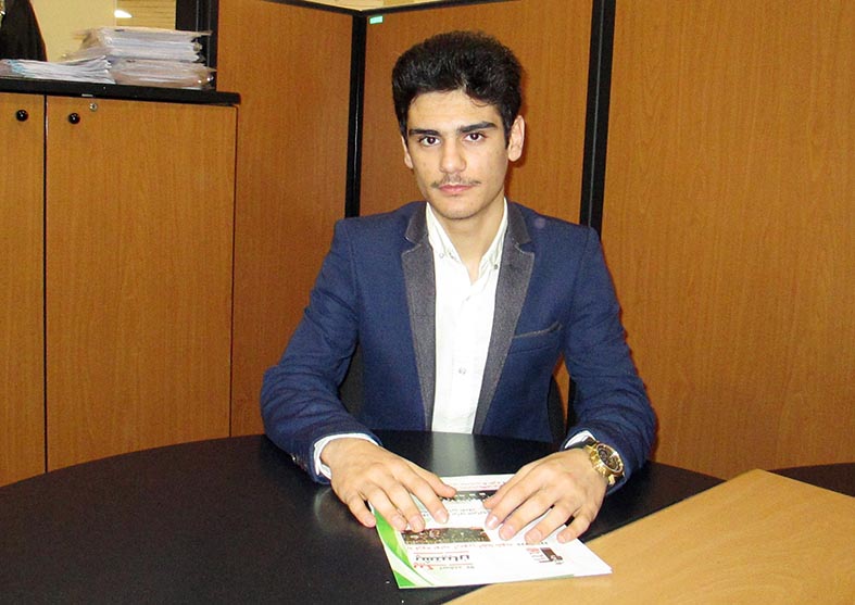 محمد عزیزی، رتبه‌ی ۵ تجربی منطقه‌ی ۲ در سال ۹۶ (۵ سال عضویت در کانون)