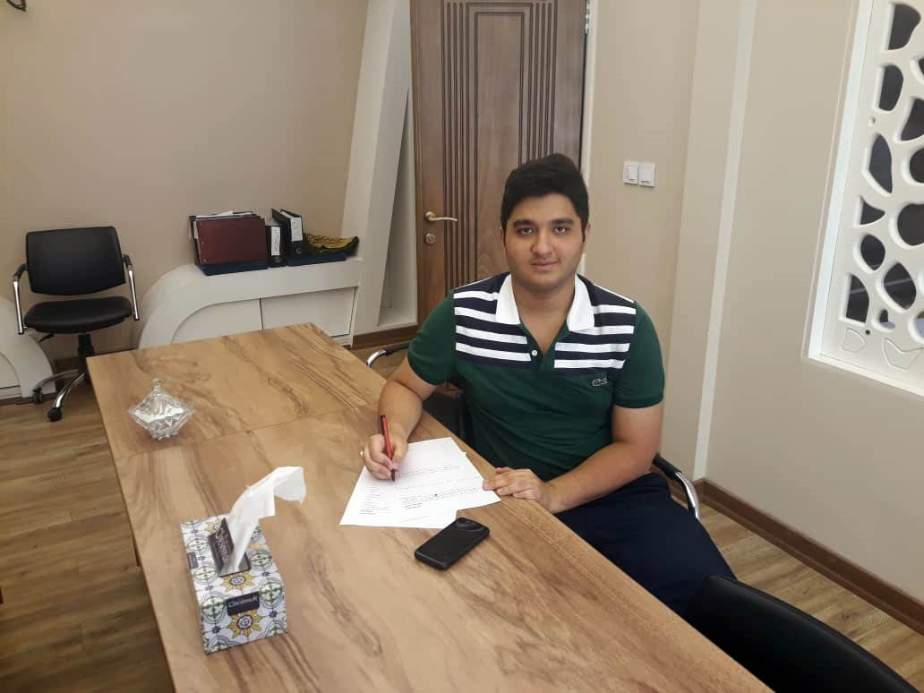 امیررضا عباس‌نژاد، دانش‌آموز برتر تجربی در یک نگاه