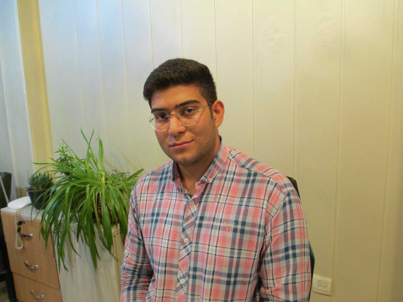 علی‌اصغر عبدی، رتبه‌ی 8 تجربی از بافت