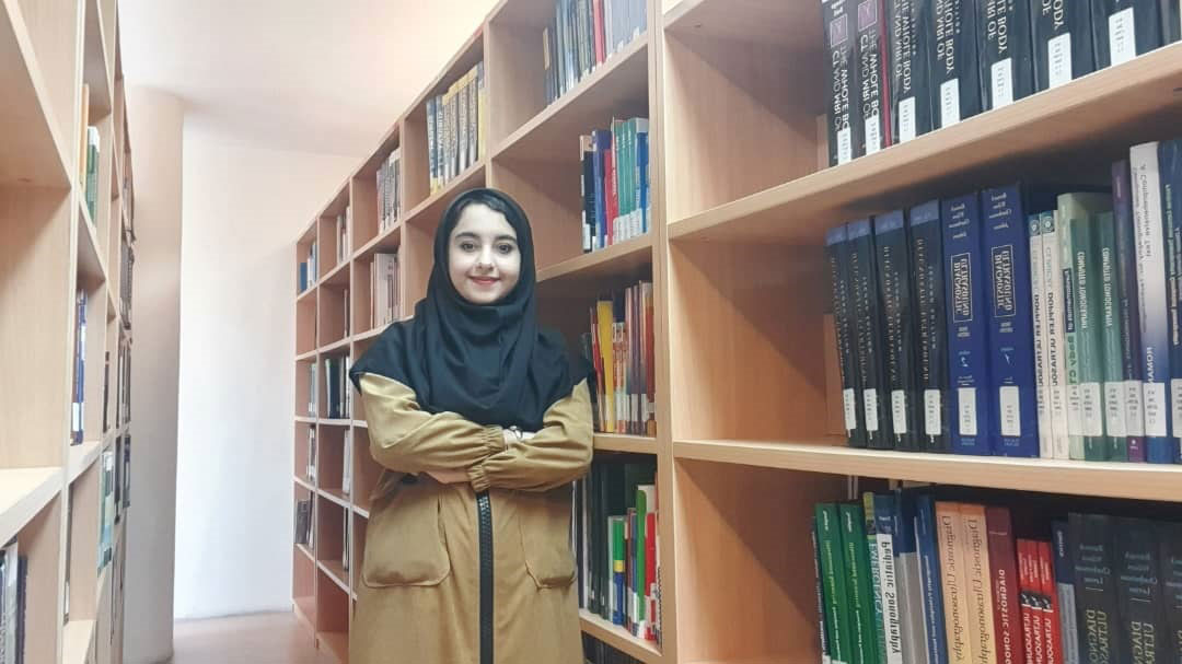 اسما پوزش، رتبه‌ی 41 تجربی از دهدشت