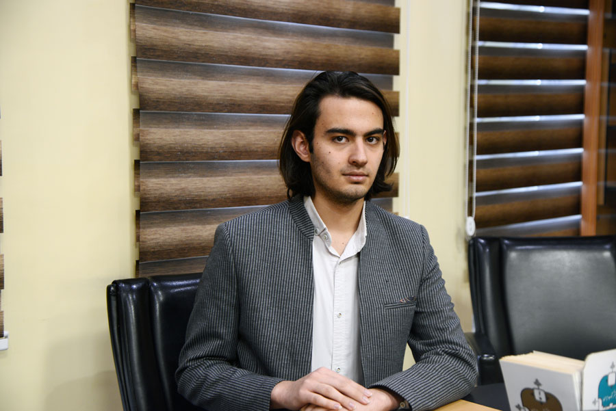 قهرمان پیشرفت: امیرمحمد داودی، از رتبه 2693 تا رتبه 121 قهرمان پیشرفت: امیرمحمد داودی، از رتبه 2693 تا رتبه 121