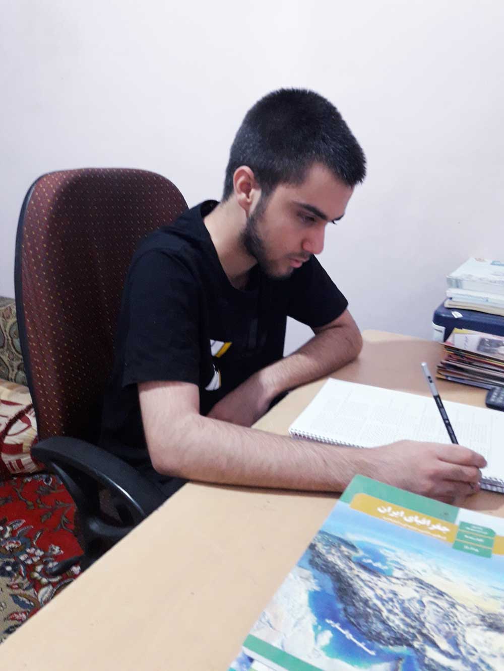 محمدصدیق سلیمانی از گچساران، از ششم دبستان تا یازدهم