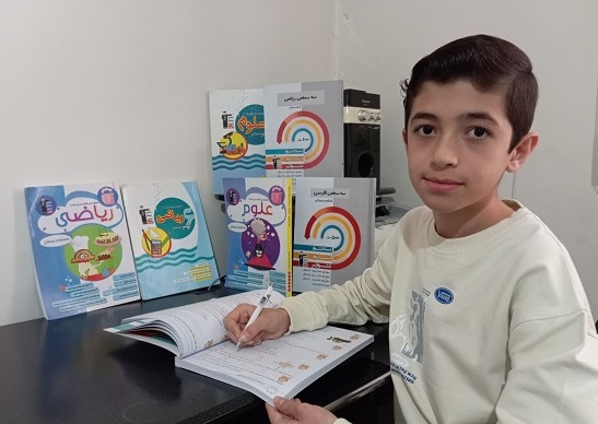 گفت و گو با امیر محمد مداحی : دانش آموز پایه ششم با 1421پاسخ صحیح