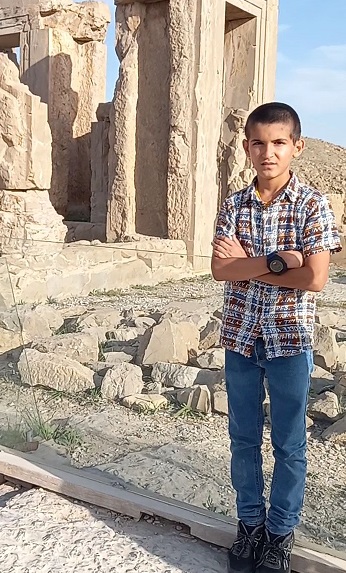 گفت و گو با مهدی نصیری : دانش آموز پایه ششم با 983پاسخ صحیح