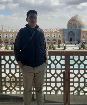 گفت و گو با طاها اکبری فیض آبادی قهرمان پیشرفت دوازدهم انسانی