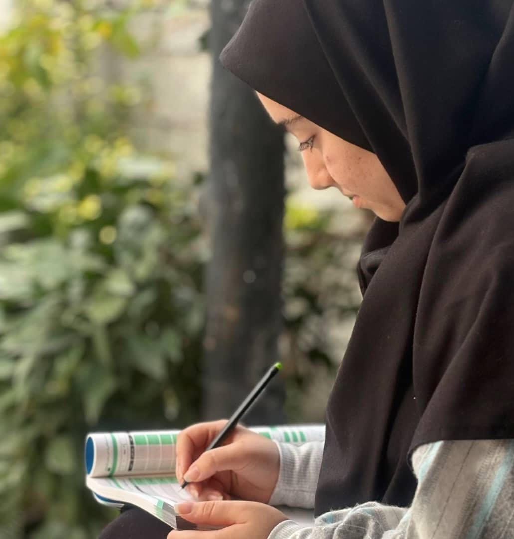 گفتگو با سیده درسا حسینی دوازده انسانی با 673 پاسخ صحیح