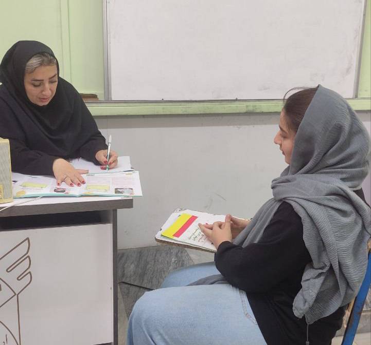 گفتگو با پارمیس صمدیان پایه ششم قهرمان پیوستگی از اردبیل