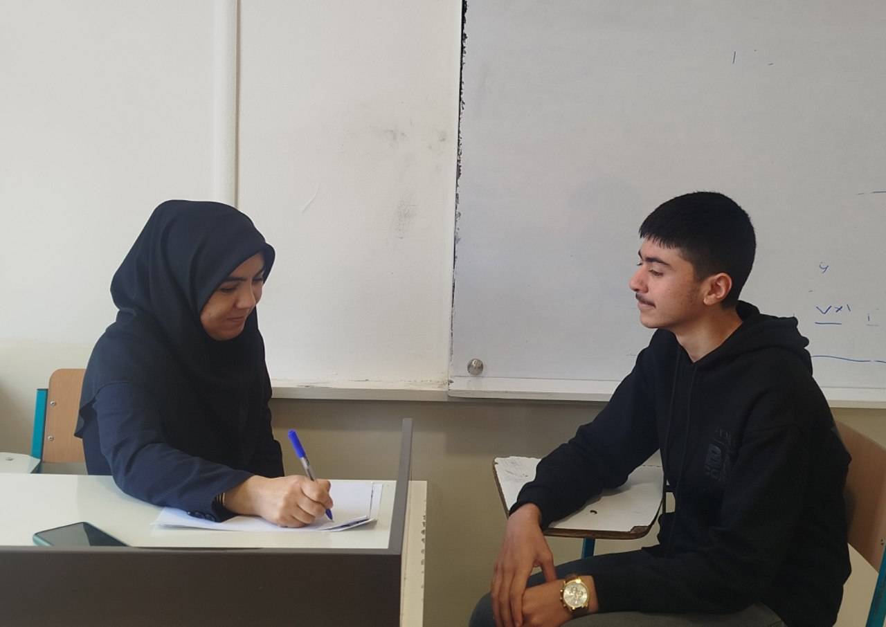 گفتگو با نیما فکری پایه نهم قهرمان پیوستگی از اردبیل