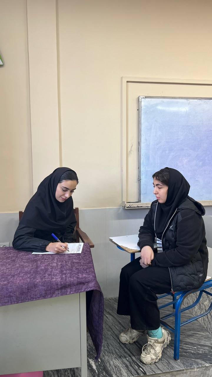 گفتگو با ماهور لازمی زارع یازدهم تجربی قهرمان تابستان از اردبیل