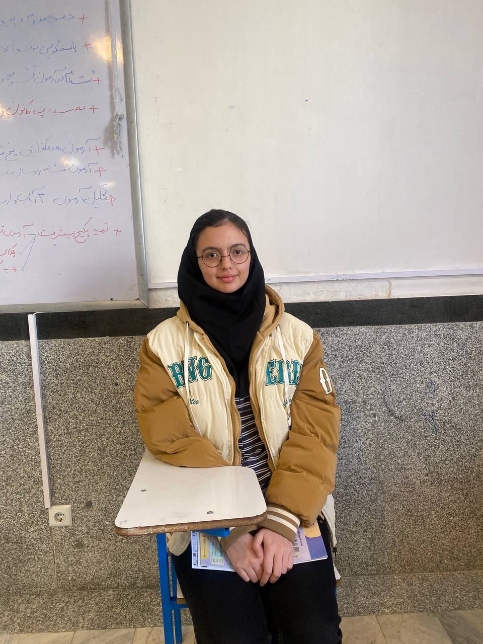 گفتگو با سها عابدی دهم ریاضی از اردبیل