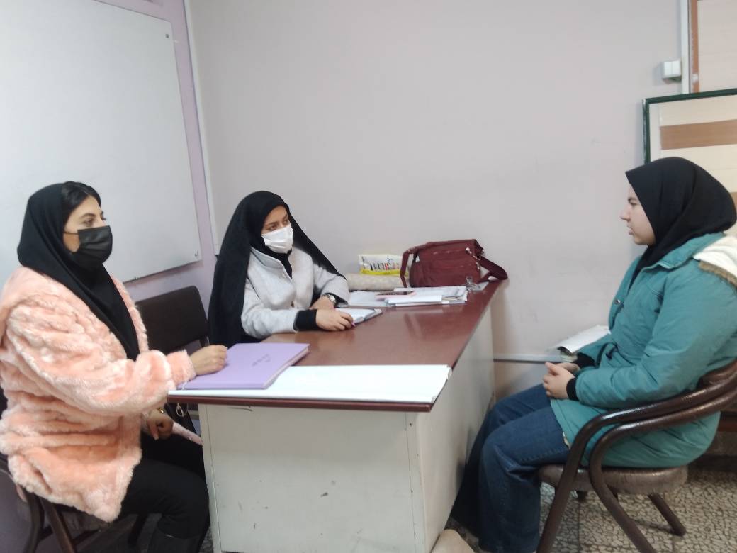 گفتگو با ریحانه کاظم پور دهم انسانی قهرمان پاییز از اردبیل