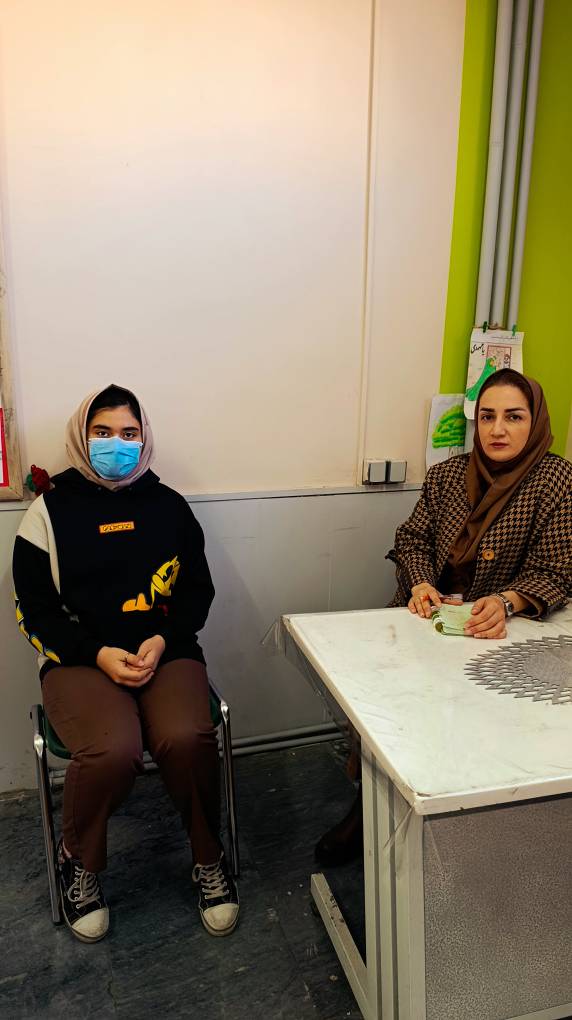 گفتگو با یسنا زارعی پایه ششم قهرمان پاییز از اردبیل