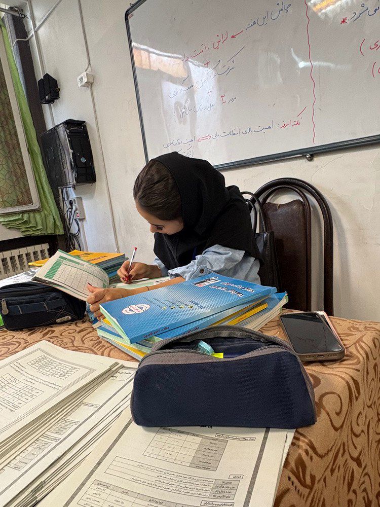 گفت و گو با پرنیان خان بیگی پشتیبان برتر  از تهران