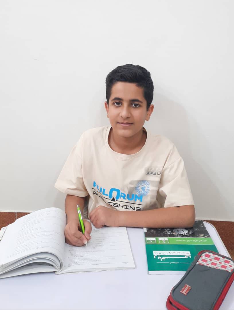 گفتگو با علی میرزایی پایه هشتم (باشگاه پانصد تایی) ازبهبهان