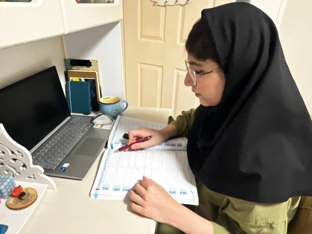 گفت و گو با آرینا تقدسی از پذیرفته شدگان آزمون تیزهوشان