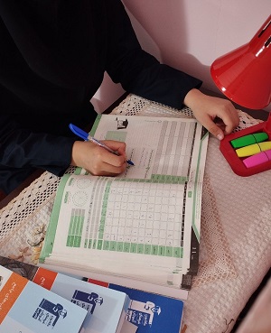 گفت و گو با طوبی عباسپور قهرمان تابستان یازدهم انسانی