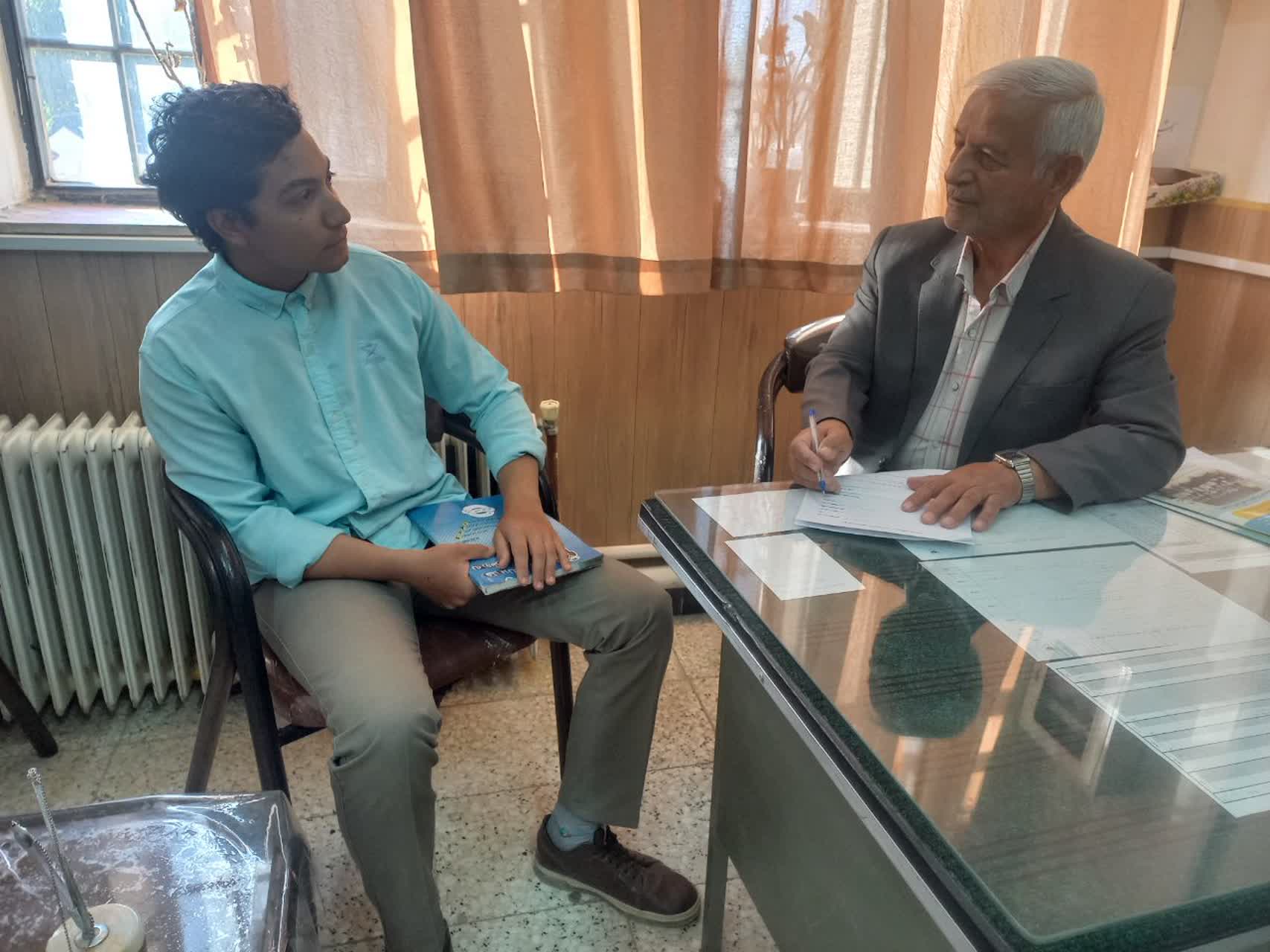 گفتگو با امیرمهدی کبیری 12 ریاضی برتر آزمون تابستان از فردوس