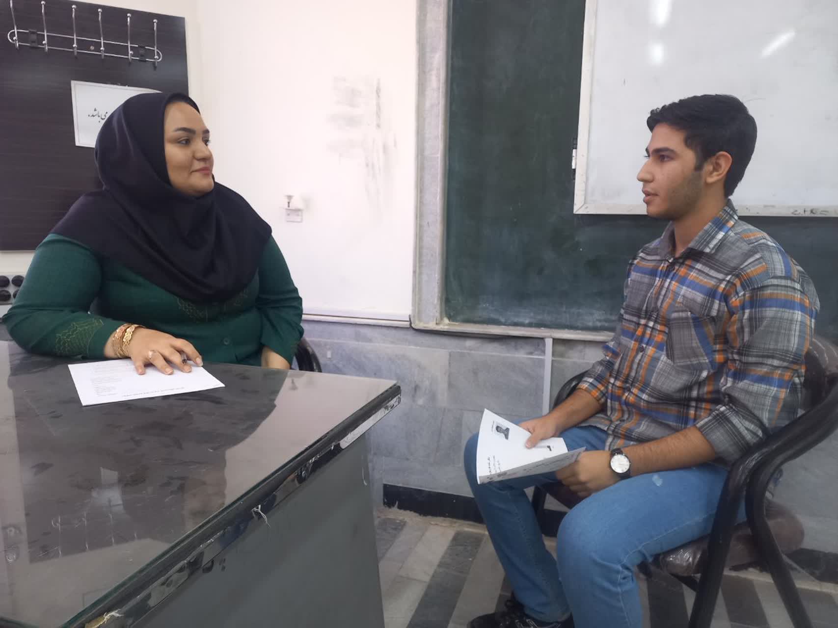 گفتگو با مهدی افتخاریان دوازدهم تجربی قهرمان تابستان از فردوس