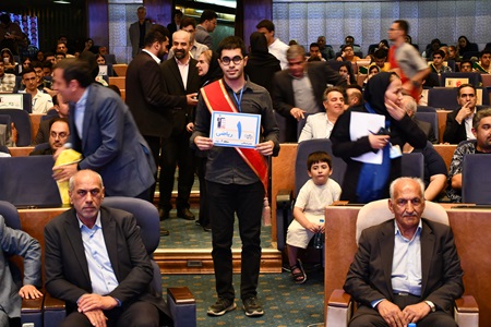 گفتگوی کاظم قلم چی با مهدی ابوطالبی رتبه‌ی 5 کشوری ریاضی 1403