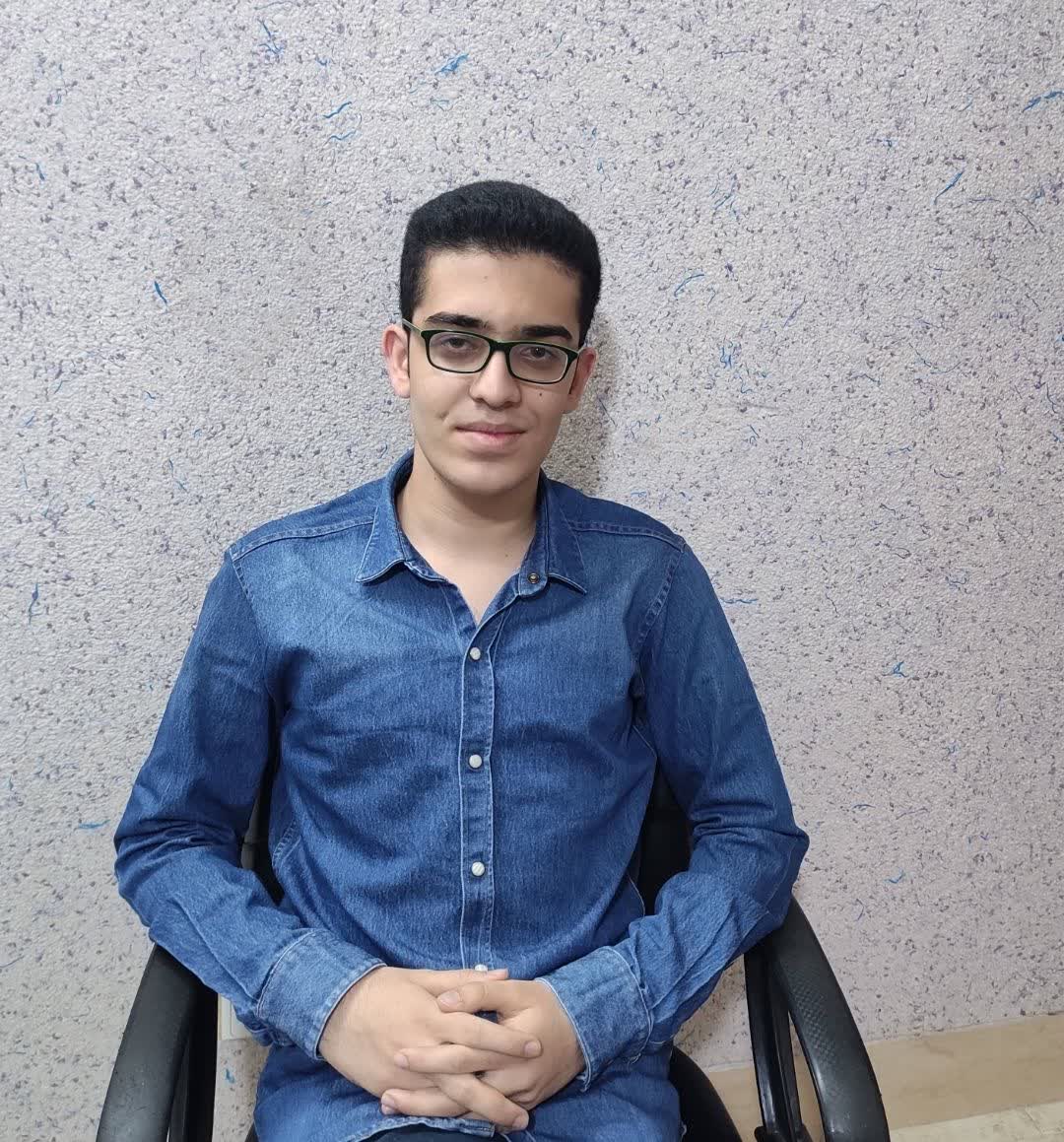 گفت‌وگو با ابوالفضل سیدی؛ قهرمان پیوستگی پایه دوازدهم ریاضی