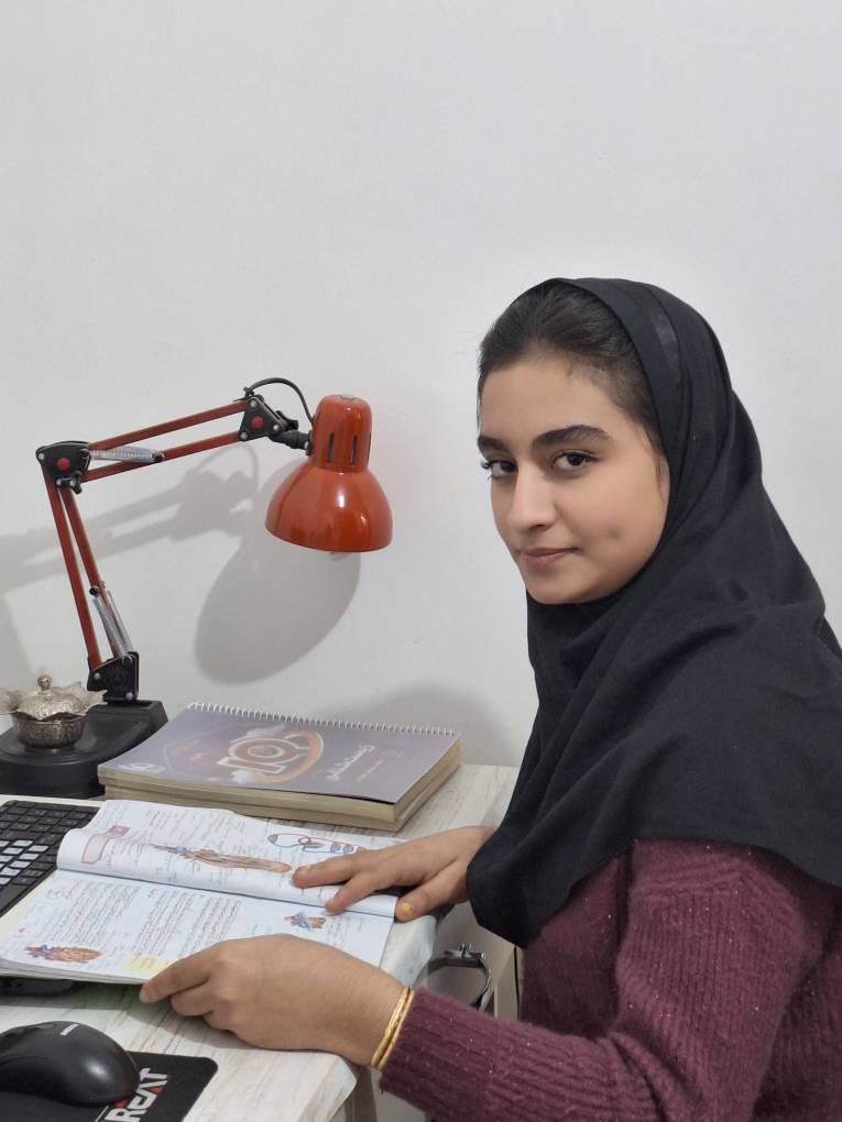 گفت‌وگو با لیلی جوادی؛ قهرمان پیوستگی پایه دوازدهم تجربی