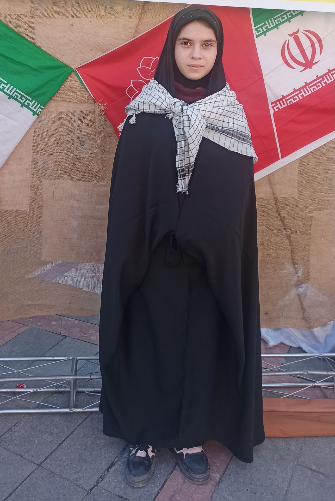 گفت وگو با زهرا خاوری: قهرمان پیوستگی پایه یازدهم انسانی