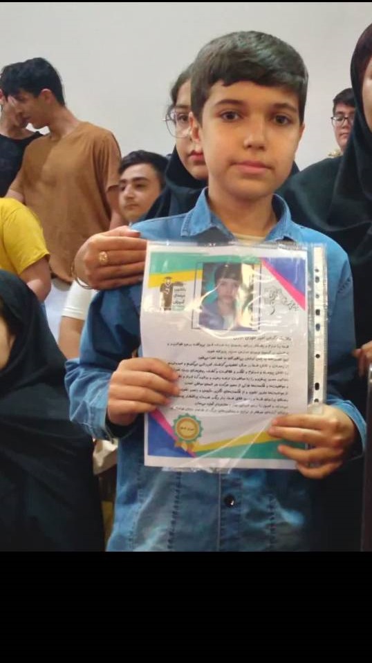 گفت و گو با: امیرمهدی آذری قهرمان پیوستگی پایه نهم