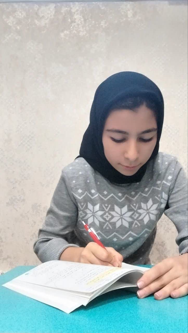 گفت وگو با فاطمه یعقوبی؛قهرمان پیوستگی پایه هشتم