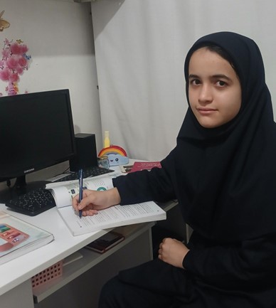 گفتگو با فاطمه چزگی؛پایه دهم شبکه ونرم افزار ازخراسان رضوی