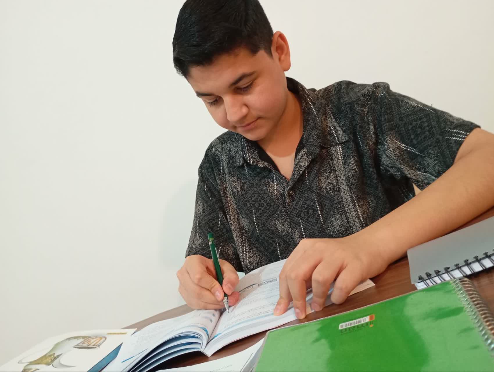 گفت وگو با مهیار خانی؛قهرمان پیوستگی پایه نهم