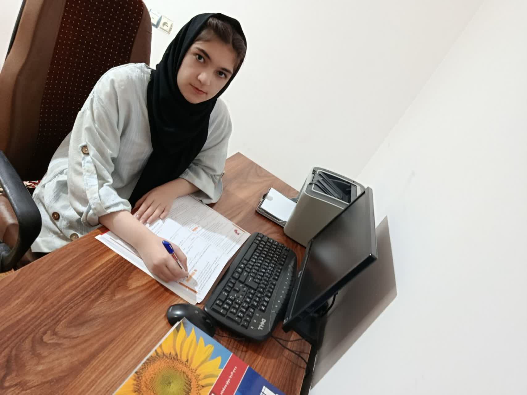 گفت و گو با زهرا اصلانی؛قهرمان پیوستگی دهم تجربی