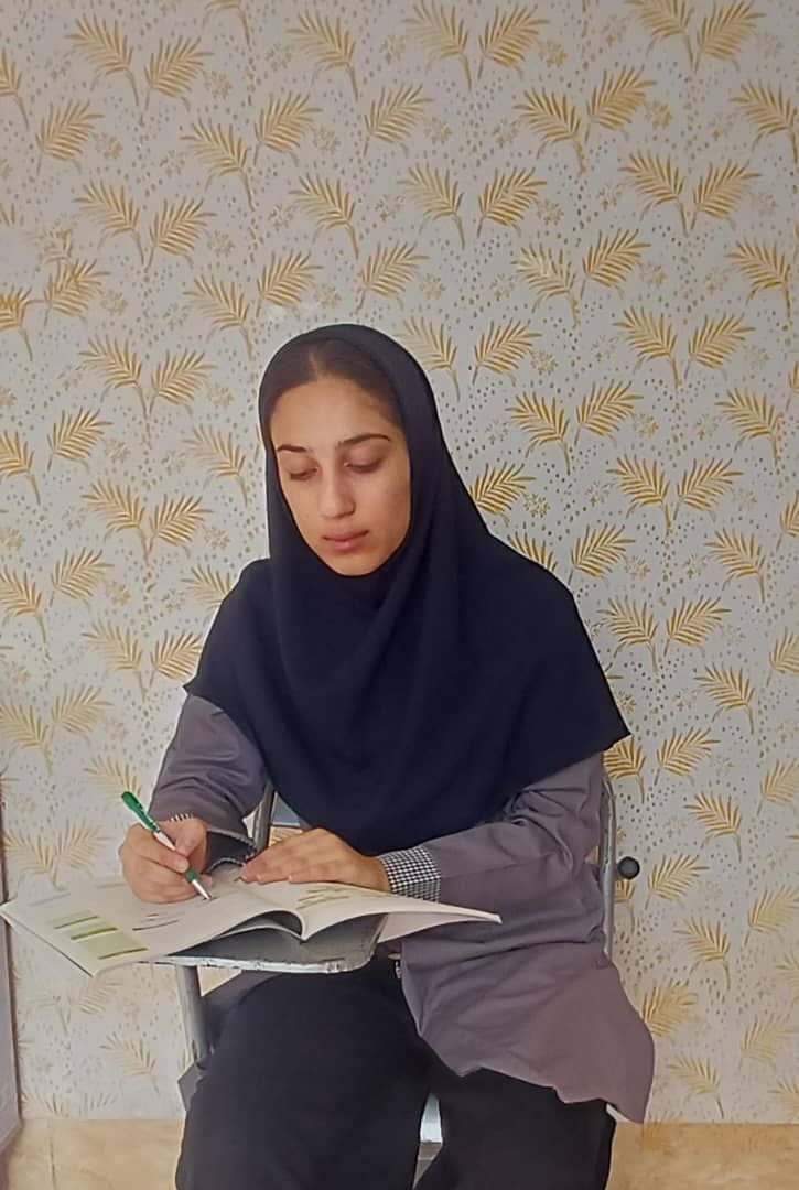 گفت وگو با کیمیا بیگلری؛قهرمان پیوستگی یازدهم تجربی