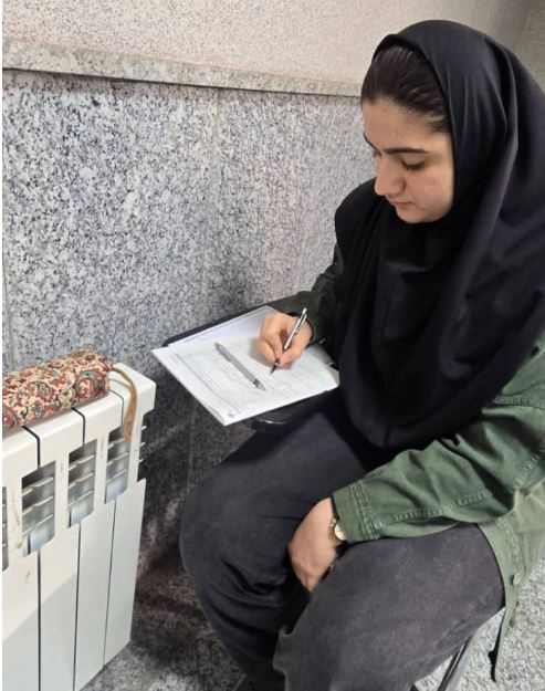 محدثه اکبری آخر هفته در صفحه 182 برنامه اش را جمع بندی می‌کند