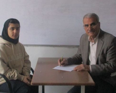 گفت و گو با الیسا حاجی قاسمی قهرمان پیوستگی دهم تجربی از نقده