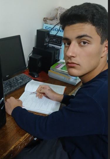 گفتگو با محمد انداوه قهرمان پیوستگی دهم تجربی از مبارکه