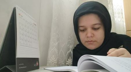 گفت و گو با زهرا آزادی قهرمان پیشرفت  دوازدهم انسانی