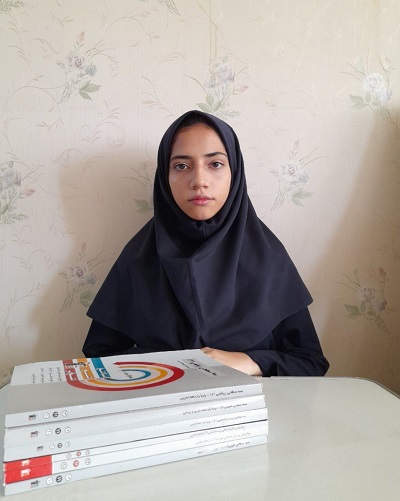 گفت و گو ببا سارینا ایران پور قهرمان پیشرفت  یازدهم تجربی